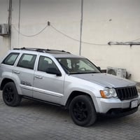 سلام وعليكم ، جيب لاريدو موديل ٢٠٠٨ بسعر ٨٧ وبيه مجال وماعتقد هيج نضاف...