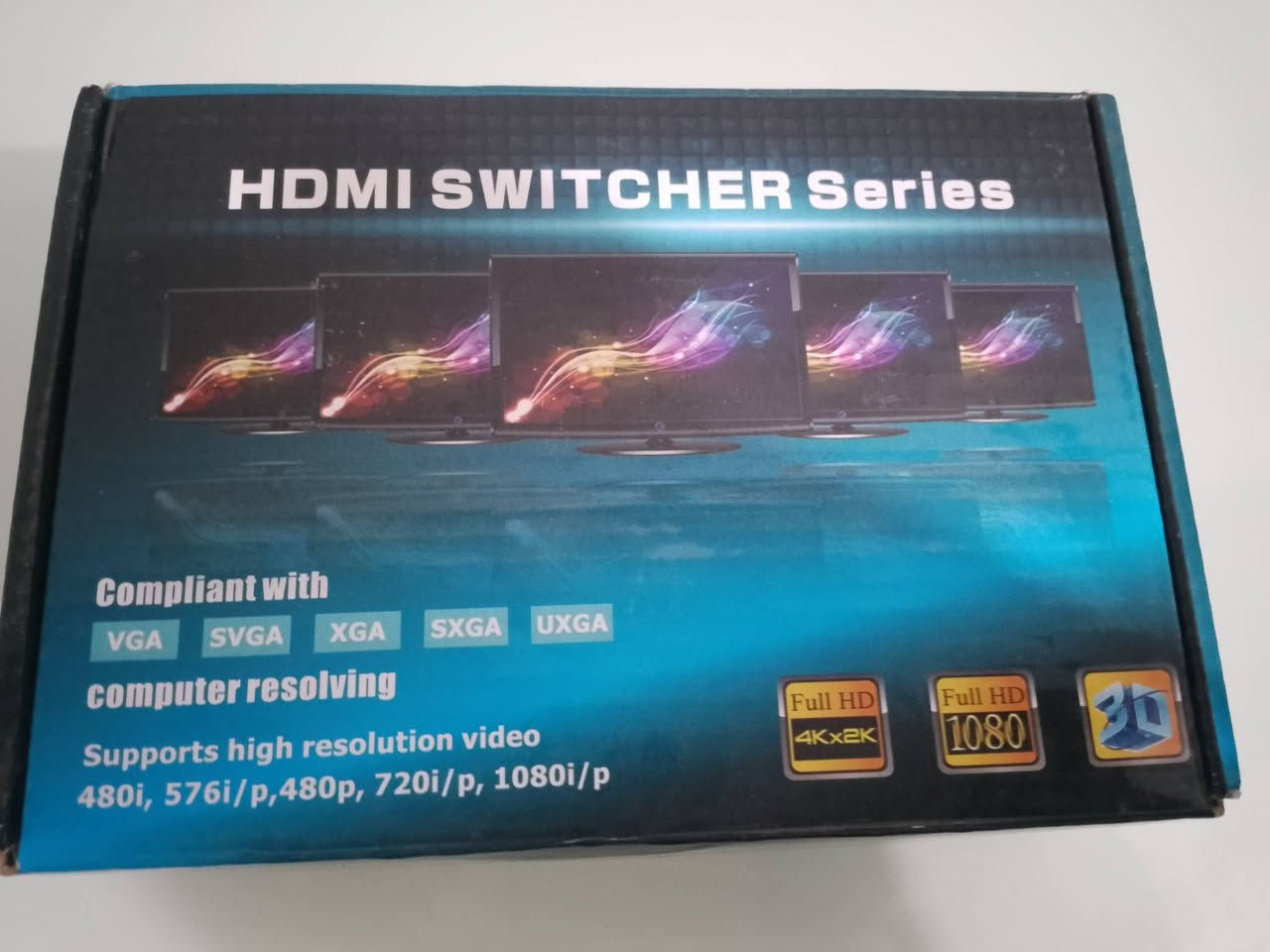 هذا المنتج هو مبدل HDMI (HDMI Switcher) مصمم لتوصيل عدة أجهزة مصدر (مثل أجهزة الألعاب أو الكمبيوتر) بشاشة واحدة.دقة الفيديو: يدعم فيديوهات عالية الدقة بما في ذلك دقة 4Kx2K و 1080p.توافق الكمبيوتر: يتوافق مع أنظمة الحاسوب المختلفة مثل VGA، SVGA، XGA، SXGA، و UXGA.الاستخدام: يسمح بالتبديل بسهولة بين إشارات الصوت والفيديو من أجهزة مختلفة دون الحاجة إلى توصيل الكابلات وفصلها يدويًا من خلف التلفزيون.مبدل HDMI (HDMI 
الي يفيده يخلي سعر وبالعافيه


**إذا كنت صاحب هذا الإعلان وتريد حذفه لأي سبب، رجاءا أرسل رسالة إلى الدعم الفني**