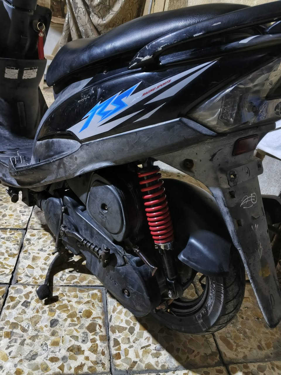 سلام عليكم 🤝
ماكس عدله ياباني

بوشه 49 بلادي

دراجه خير من الله سلف هندر كهربائيات
 كامله دراجه نصبتها حلوه تجي وتشوف

سعر:650 وبيها مجال بسيط حك الجيه 

عنوان : بغداد البياع تقاطع درويش

للاتصال : ***********
خاص مفتوح
