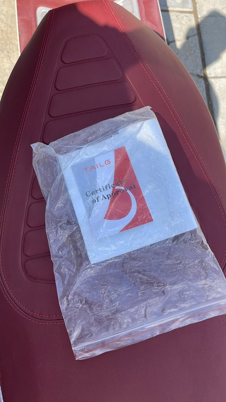 السلام عليكم ..
دراجة شحن للبيع ريان وحش الكون 2026 vip 
دراجة ماشية 290 فقط جديدة استخدام شهر 
6 بطاريات مسطرة گرافين الاصلي 
تمشي بالشحنة الوحدة 70 كيلو 
ملف 3000 سرعة 80 
مكفولة من الشخط 
سعرهة 975 الف /مكاني بغداد ابو غريب الزيتون 
*********** / ***********
