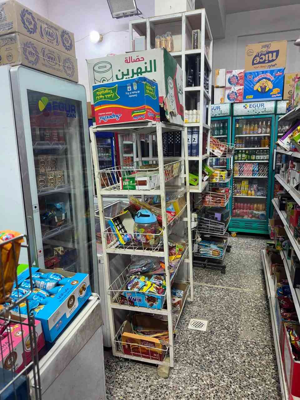 السلام عليكم

أسواق للبيع كامل مكمل مابي أي نقص وشغله خير من الله ركن محلين شغال وموقعه حلو سبب البيع عدم التفرغ وعدي دوام 
3 عوارض بطحيه شركه الزان
1شركه موطه
8عارضات عامودي شركه الزان
2عارضات شركه كولا وبيبسي بغداد
3ستنادات جبس
2 ستنادات ليز كبير
5 سنادات كرازات وكيك باب الاغا
2سندات جداريه عطور + بهارات
ستستم كامرات العدد ٨
بلجوكترات كبيره العدد ٧
سفينه كبيره حلويات 
عوارض جداريه كبيره معطرات ارضيه + غذائيه معلبات
عارضه جكاير + معطرات
بنكات عدد٤
بلازمات العدد٢
ستان حلويات ١
مخزن چبير كلش
العنوان البلديات ضياء الحلفي ايجارها ٣٠٠ الاف 
مولد ١٥٠ الف ١٢ انبير
الهاتف***********
السعر ٢٢رايدها وبيها مجال حك لجيه

