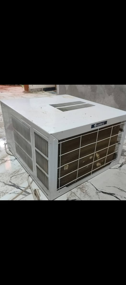 مكيف كري استخدم اقل سنه شرط ضمان وشغل ‏‪***********‬‏
