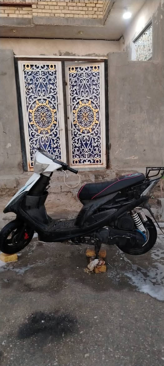 ماكس عدله مرتبه شلعه ومعدل 
مفتوحه ولفات فقط مكان ناصريه سوق الشيوخ 
سعر خاص ***********
