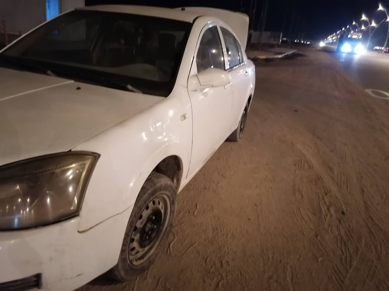 *********** السلام عليكم سياره  اي فايف راعيهه موجود بالبصره رقم قادسيه سنويه منتهيه ٢٠٢٤ مصفره غرامات حالياً هسه المكينه تبخر قليل مو هواي والعينه وصينيه مايمشن السياره گايمات الكير مابي شي سياره كلها بلاديه كهربائيات جام صندوك سنتر لوك يرادله شغلات بسيطه السياره شوف العين خياس مابيهه تجي تشوف تشتغل بس ماتمشي  بس عينه وصينيه الكير مابي شي مكاني البصره تنومه السعر 27 وبيهه مجال
