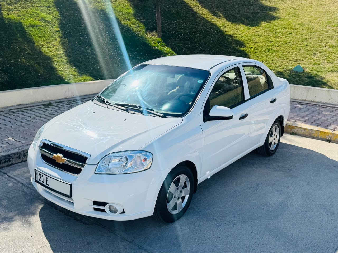 chevrolet aveo 2011
ئەڤیۆ 2011 بۆ فرۆشتن سەیارەکە زۆر تازەیە فول مواسەفاتە ناوزەرد و جام کارەبا و ئۆتۆماتیکە سفری شەریکەی مەنصورە گێڕ و مەکینە و کارەبای هەمووی بەشەرت ڕەقەم و سەنەوی و هەزەی تازەیە بۆنیتی بۆیاخە لەگەڵ ڕوبعێکی چەمەلەغی سەکن پێشەوەی سعری 69 وەرەقە و مەجالێکی زۆر کەم لە سلێمانیم *********** السليمانية, العراق
