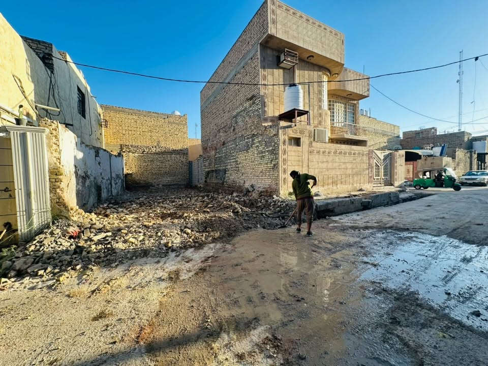 قطعة ارض للبيع قرب السوگ المسگوف
مساحة ١٢٠ متر
واجهة ٦ متر
النزال  ٢٠ متر
موقع سكني وتجاري 
الرقم للاستفسار ***********

