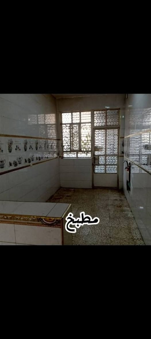 سلام عليكم  مشتمل لليجأر المكان عبيدي رئاسة شارع 20 الاستفسار اتصال بل رقم ***********

