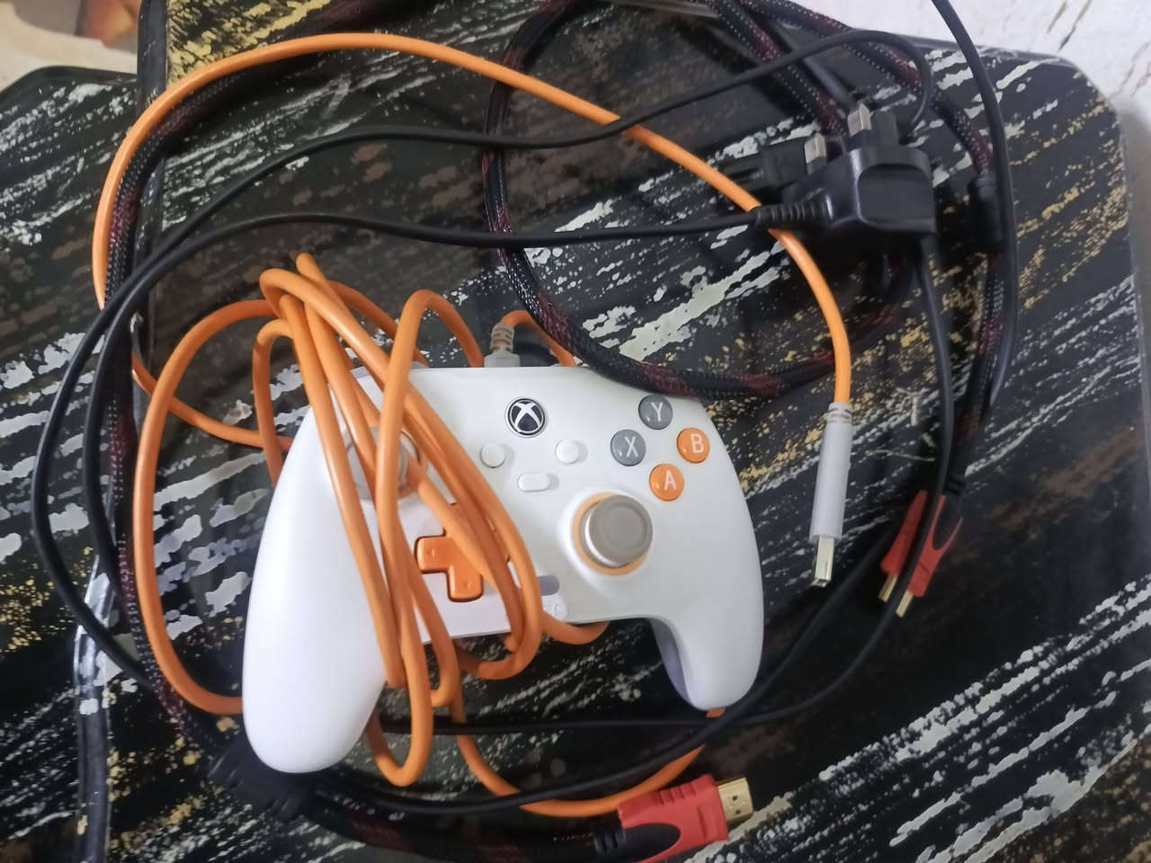 سلام عليكم 
اكس بوكس وان اس للبيع السعر 180 وبي مجال 
مامفتوح الجهاز كلش نضيف
ذاكره نص تيرا 
الالعاب ب جهاز موجود ب صور 
المكان موصل 
للتواصل خاص


**إذا كنت صاحب هذا الإعلان وتريد حذفه لأي سبب، رجاءا أرسل رسالة إلى الدعم الفني**