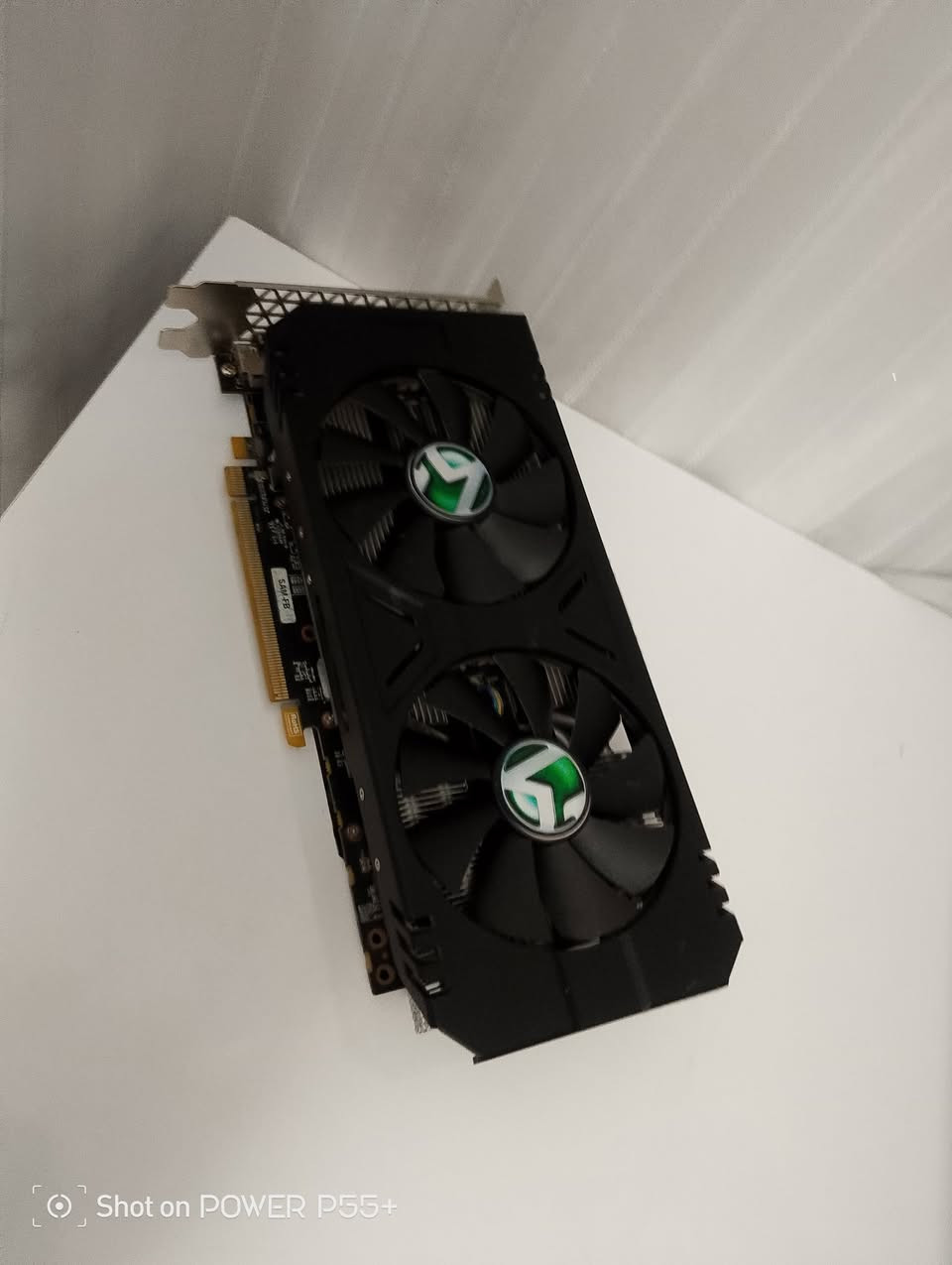 السلام عليكم
Rx 590 gme 8gb للبيع

البراند : MAXSUN

حرارة الكرت تحت ضغط 11 دقيقة 78-77 

الكرت مفتوح بس مبدل بيه المعجون الحراري

الكرت مابيه مشاكل واذا واجهتك مشكلة وطلعت عيب من الكرت عادي رجعه

مكاني بغداد توصيل ماعندي واذا عندك شركة توصيل زينة عادي اخليه الك توصيل

اي استفسار تعال خاص

السعر : 80 الف وبيه مجال للشراي


**إذا كنت صاحب هذا الإعلان وتريد حذفه لأي سبب، رجاءا أرسل رسالة إلى الدعم الفني**