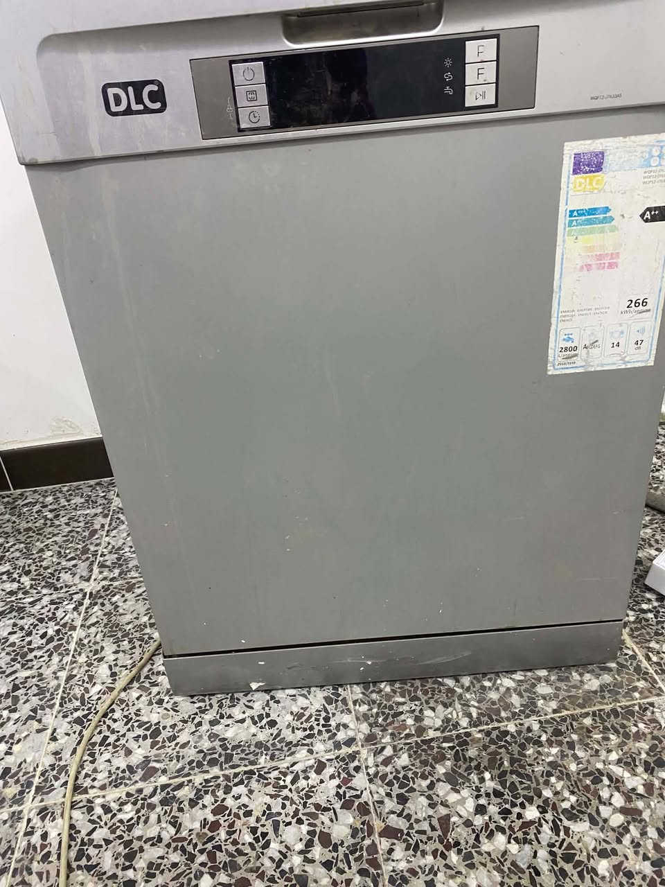 غساله صحون اصليه DLC على الفحص كلشي ماعايزه سعر150 قفل بسسس الشراي يراسل رجاء


**إذا كنت صاحب هذا الإعلان وتريد حذفه لأي سبب، رجاءا أرسل رسالة إلى الدعم الفني**