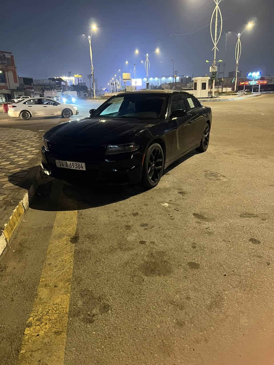 سلام عليكم جارجر للبيع 23 اصل ماشيه 26 جامع وبنيد ايرباك استيرن فقط سياره جديده لون اسود رقم بصره تحويل مباشر بيع اومراوس مكاني الناصريه مركز ***********
