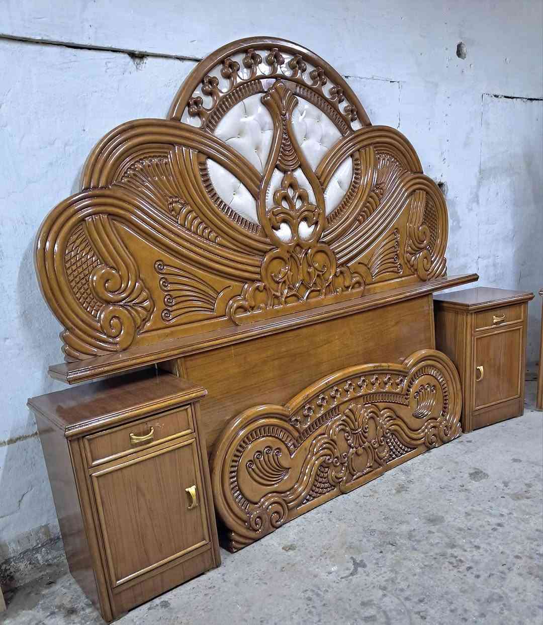 يعلن معرض الموسوي عن وجود غرفه نوم مستعمله تسكام ونظيفه داخل وخارج صاج زاويه كنتوريه الغرفه دنك زان كلش ثكيله اي استفسار خاص او الاتصال ***********
***********واتساب
