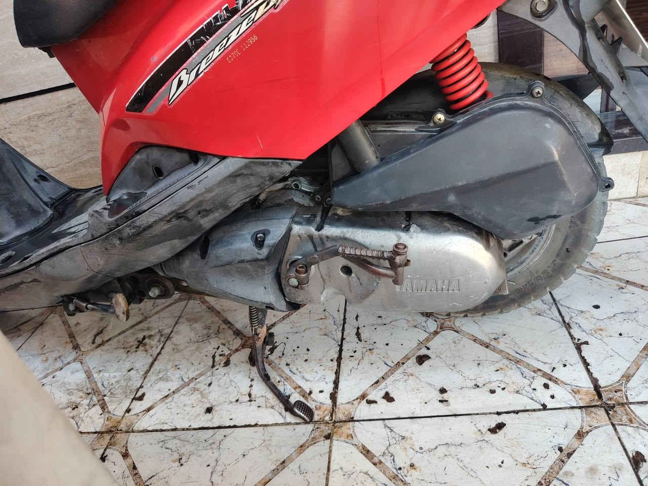 السلام عليكم
بريز كابريتر جديدة استخدام قليل يعني بلسبوع اطلع مرتين بيهه او مرة
مكينة ناعمة ابدل دهن كل شهر احطلهه لوكي مولي الاصلي ابل باركود
كهربائيات شغالة طستهه ناعمة
بيهه نقص فقط فج بريك امامي فقط
السعر ٧٢٥ العنوان حي القاهرة جامع النداء


**إذا كنت صاحب هذا الإعلان وتريد حذفه لأي سبب، رجاءا أرسل رسالة إلى الدعم الفني**
