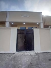 مشتمل حديث • حي حكيم • ١٠٠م