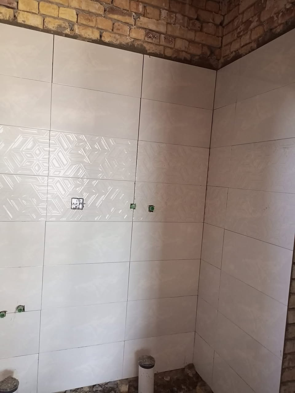 خلفه سيراميك وارضيات وتغليف وجهات حجرومرمروفوم وشغل درجه اوله وللتواصل على لخاص ولاتصال على رقم *********** ديوانيه مركز ملاحضه ضغيره ليعنده واجه مغلفه حجرويريدواحديجليه يدلل
