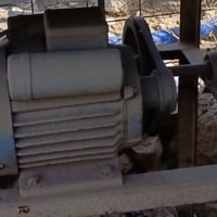 غراض للبيع وبسعر مناسب مثرمه مع ماطورها الكبير  منقلة وماطورها عرابة خ...