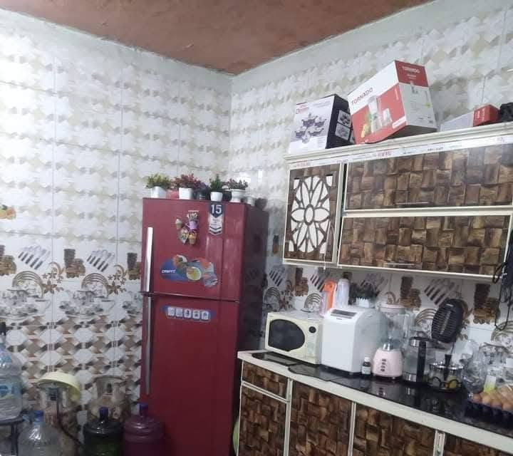 بيت للبيع بالدوانم شارع الشبكه قرب شارع 5 كيلو  مساحه 110 بيه  غرفتي النوم واستقبال وصاله ومطبخ سطح شتايكر وكاشي الاستفسار على هذا الرقم ***********  اني مكلف بالنشر
