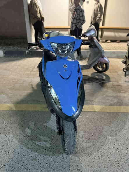 السلام عليكم عدي ماكس عدله للبيع الدراجه نضيفه برغي ما مفتوح بيهى الدراجه نضيفه  كلش تخبل +شلعه معدل سعر 900 و بيهى مجال سبب البيع محتاج الفلوس للاستفسار الاتصال عله الرقم أو المراسله ***********
