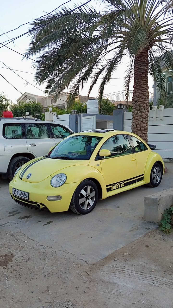 السلام عليكم
سياره بيتل موديل 2000 مكفوله من الصبغ والضرر 
بسمي السياره فتحه سقف اوتو مكينه 2000 لون مميز ليموني تحويل ثاني يوم مامتعوبه ابد السياره تبريد تدفئه بحاله جيده السياره  العنوان واسط رقم صاحب السياره*********** 
السعر 58 وبيه مجال للشراي أو المراوس حسب القناعه
