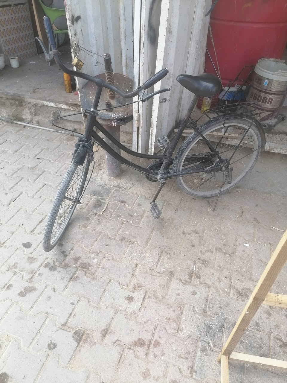 سلام عليكم حبايب غراض البيع مكاني كربلاء حي العسكري مال العبد *********** خاص
