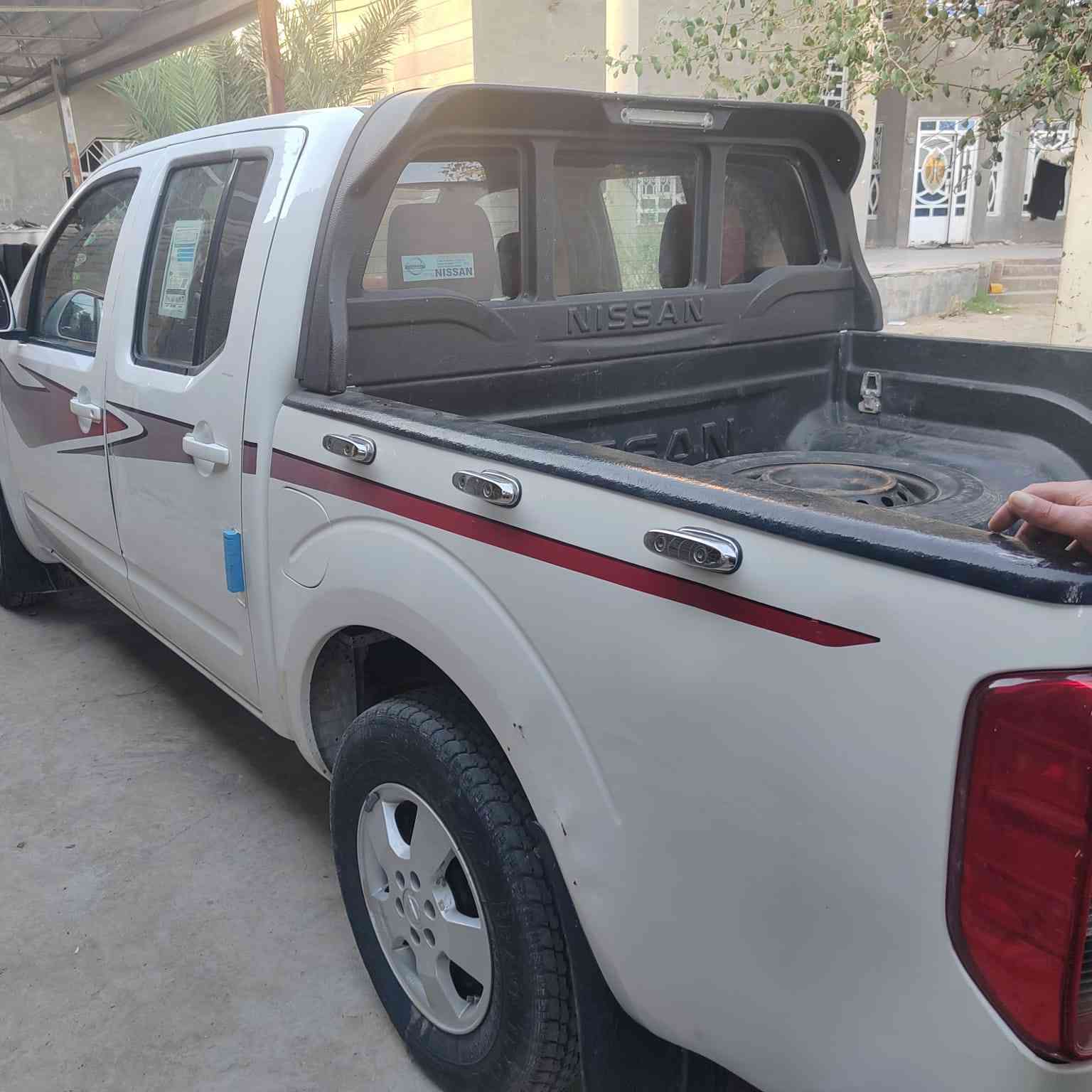 السلام عليكم للبيع
بيكب نيفارا موديل ١٤ 
سنويه منتهيه سياره مكفوله 
مكينه مفتوحه 
رقم أربيل سنويه منتيه 
العنوان البصره الدير
***********
