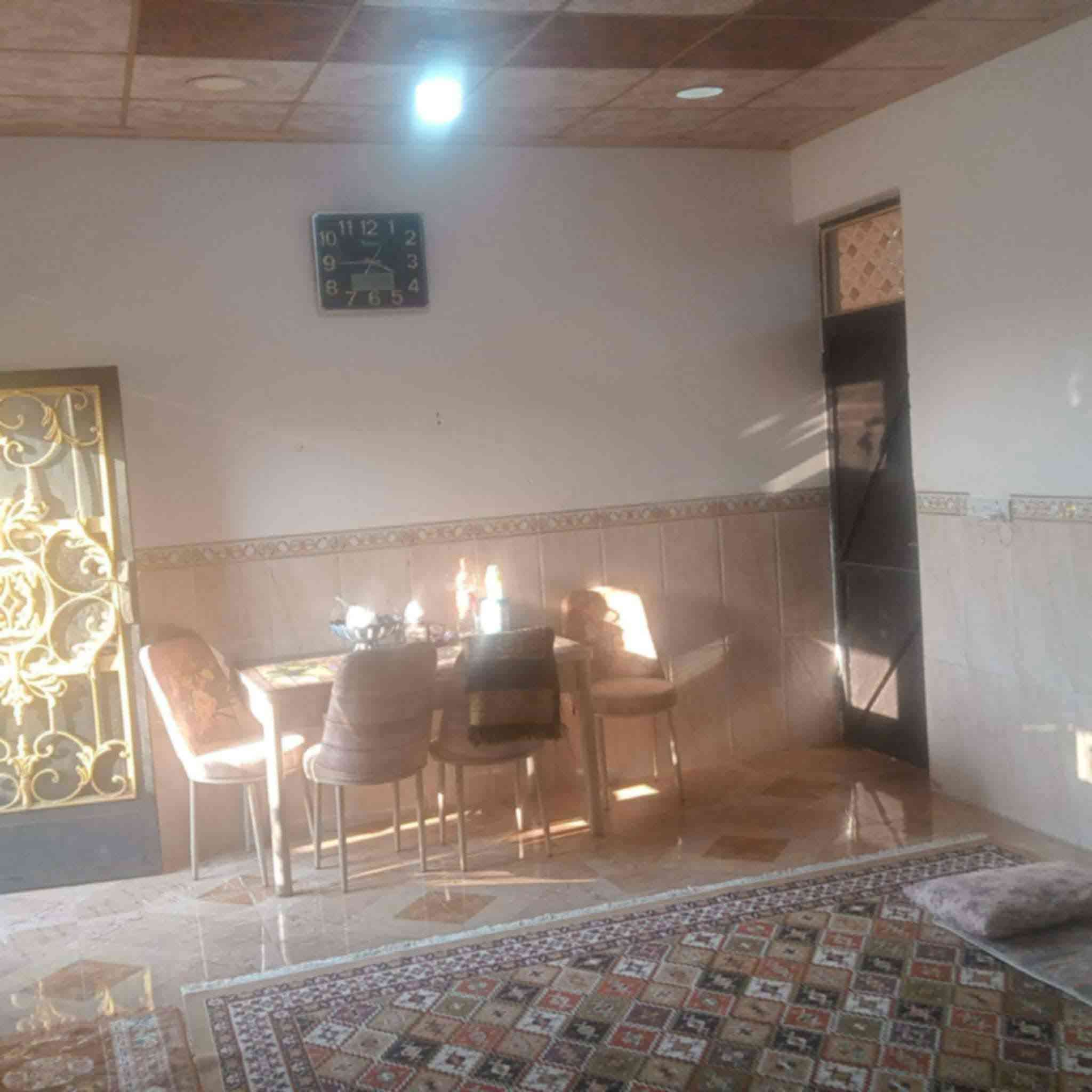 🔥 دار للبيع فرصة مميزة 🔥
📍 الموقع: الإمام عباس - خلف الإذاعة

🏡 المساحة: 135 متر

✅ تحتوي على:

غرفة نوم

استقبال مريح

مطبخ

منزع

صحيات داخلي وخارجي

💥 موقع هادئ ومناسب للسكن العائلي💥 قريب من الخدمات والأسواق💥 فرصة ممتازة للراغبين بالسكن أو الاستثمار

للاستفسار راسل  صفحه احنى بخدمتكم


**إذا كنت صاحب هذا الإعلان وتريد حذفه لأي سبب، رجاءا أرسل رسالة إلى الدعم الفني**