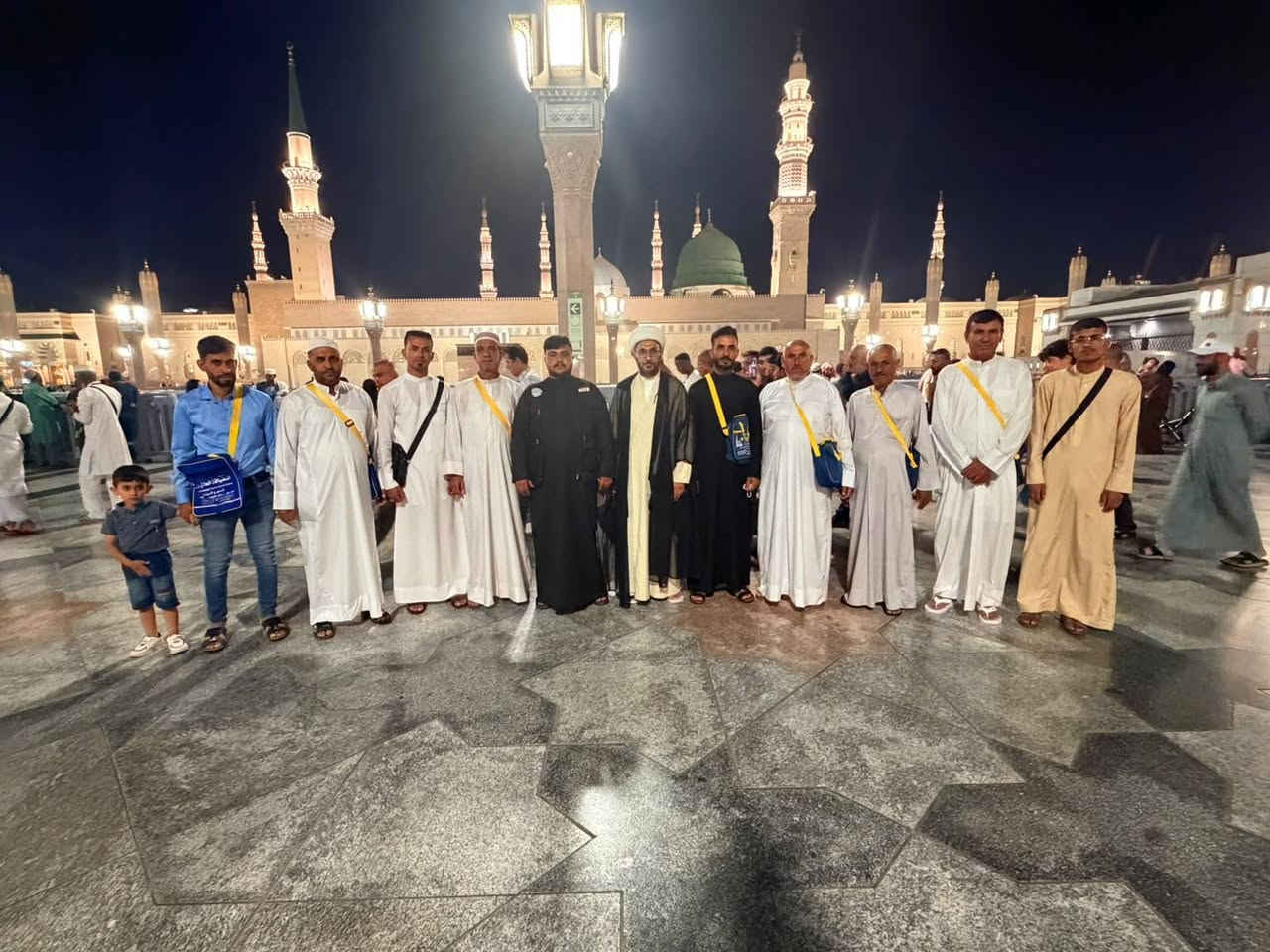 معتمري شركة الجبل الشامخ للحج والعمره ونقل المسافرين بأدارة اسماعيل الحاج حيال 
في مدينة رسول الله


**إذا كنت صاحب هذا الإعلان وتريد حذفه لأي سبب، رجاءا أرسل رسالة إلى الدعم الفني**