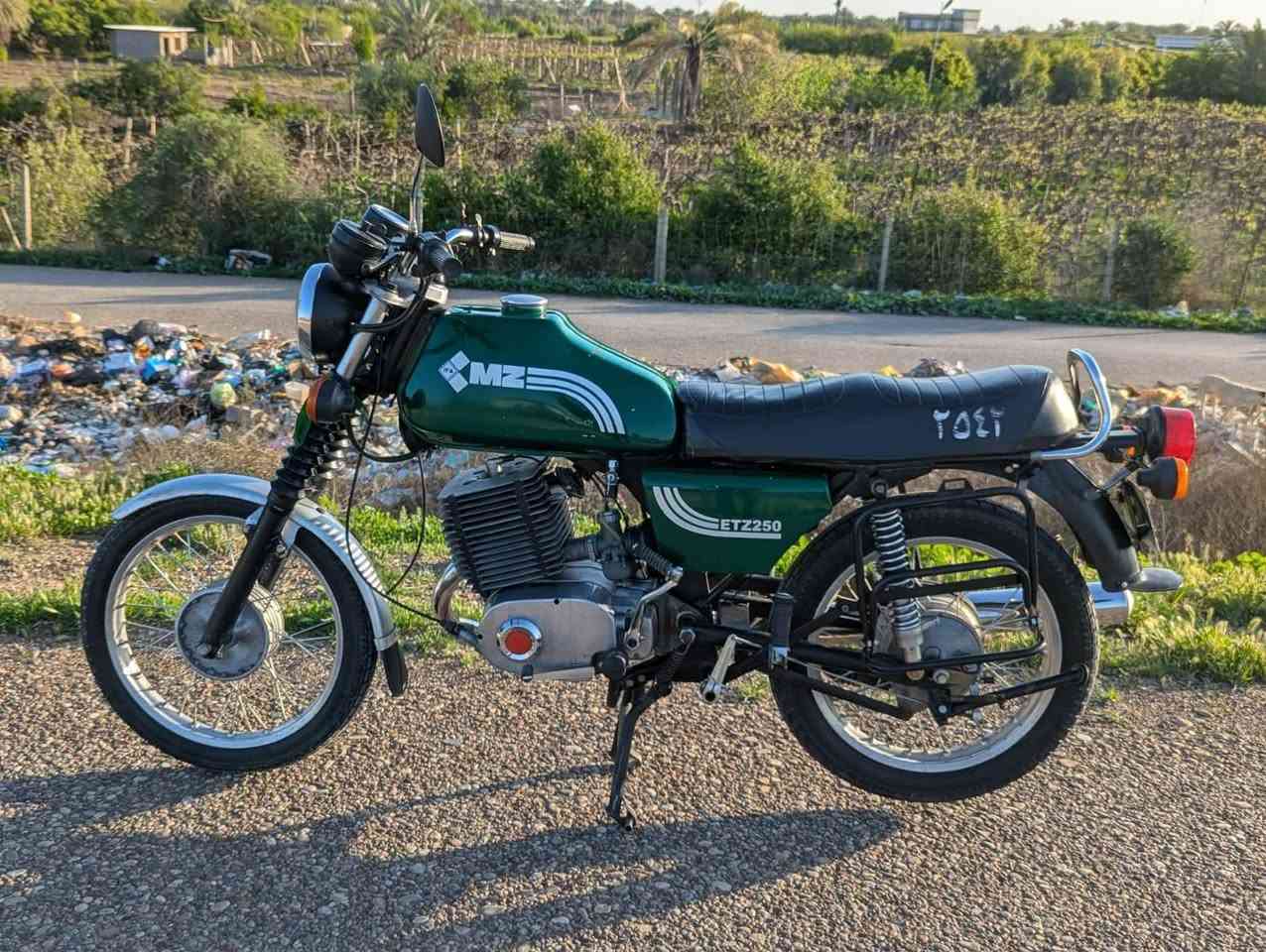 سلام عليكم شباب دراجه للبيع سايس3 ع فتح دينمو وارميجر رقم وسنويه بدون راعي لشراي يتصل على رقم ***********
