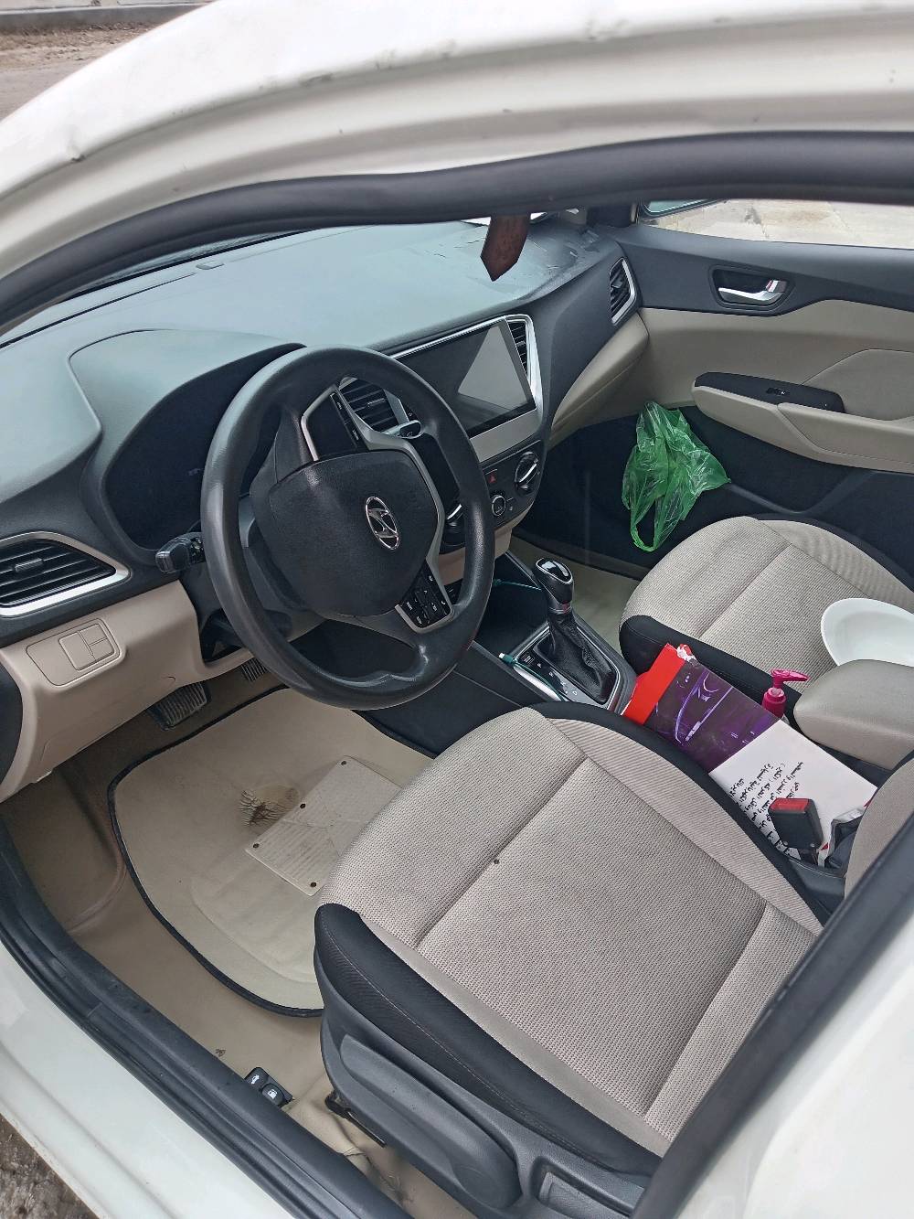 السلام عليكم اخوان سياره اكسنت ٢٠٢٠ للبيع خليجي فتحة اشاير تبريد ثلج تدفئة داخل بيجي رقم أربيل باسمي السونار مرفق بل صور العنوان بغداد البلديات تقاطع أمن العامة السعر ١١٥ بيها مجال حك الجيه *********** ابو عبدالله 