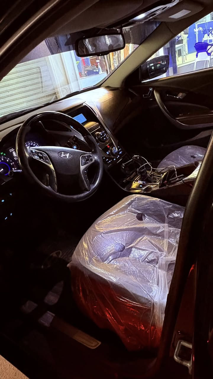 هونداي ازيره 1/1 خليجية 2013
للي يدور مكفول ونضيف والسعر بلخاص 

حداديه جاهزه على اخر حبايه شرط وكاله 🔥

كشنات نضاف شرط لا شك ولا دايس 🔥

دشبول ممفطر نهائي سياره نضيفة بشكل 🔥

الدشبول ولا كلوب مشتغل 🔥

السياره ع الوضع البلادي مالتها 🔥

مكينة 6 سلندر المرغوب طبعا

فول مواصفات ١/١ بصمه ابواب 

بصمه تشغيل ترحيب عند الاقتراب 

اشاير مري +شفط + قلاب بانوراما 

استيرن كهرباء قطعتين تبريد ثلج

تدفئه شاشه اعطال تحكم ستيرن 

كشنات جلد كهرباء+ خزن ميموري 

برده خلفيه كهرباء+ بردات ابواب 

خلفي حساسات امامي خلفي 

منظومه زنون عالي ناصي اصلي 

مع بلوجكترات + علامه هونده 

اماميه شباك شاشه كامره خلفيه 

مع كامره بالمرايه الداخليه 

شرط متصرف ولا فلس تركب وترايك وين متريد 🔥

هاتف *********** ☎️ واتساب / اتصال
