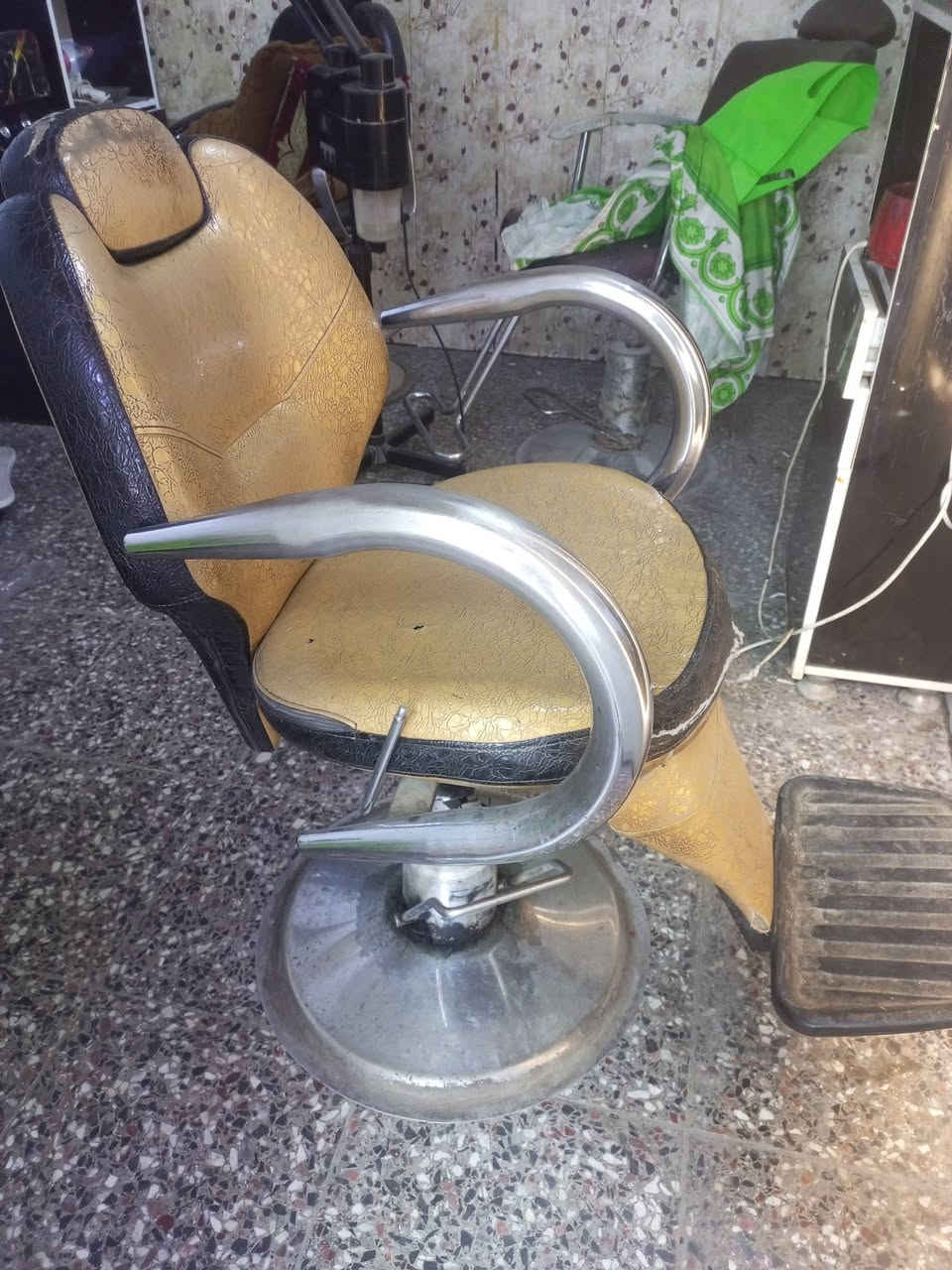 للبيع سعر 75كرسي حلاقه ومرايه بغداد حي اور


**إذا كنت صاحب هذا الإعلان وتريد حذفه لأي سبب، رجاءا أرسل رسالة إلى الدعم الفني**
