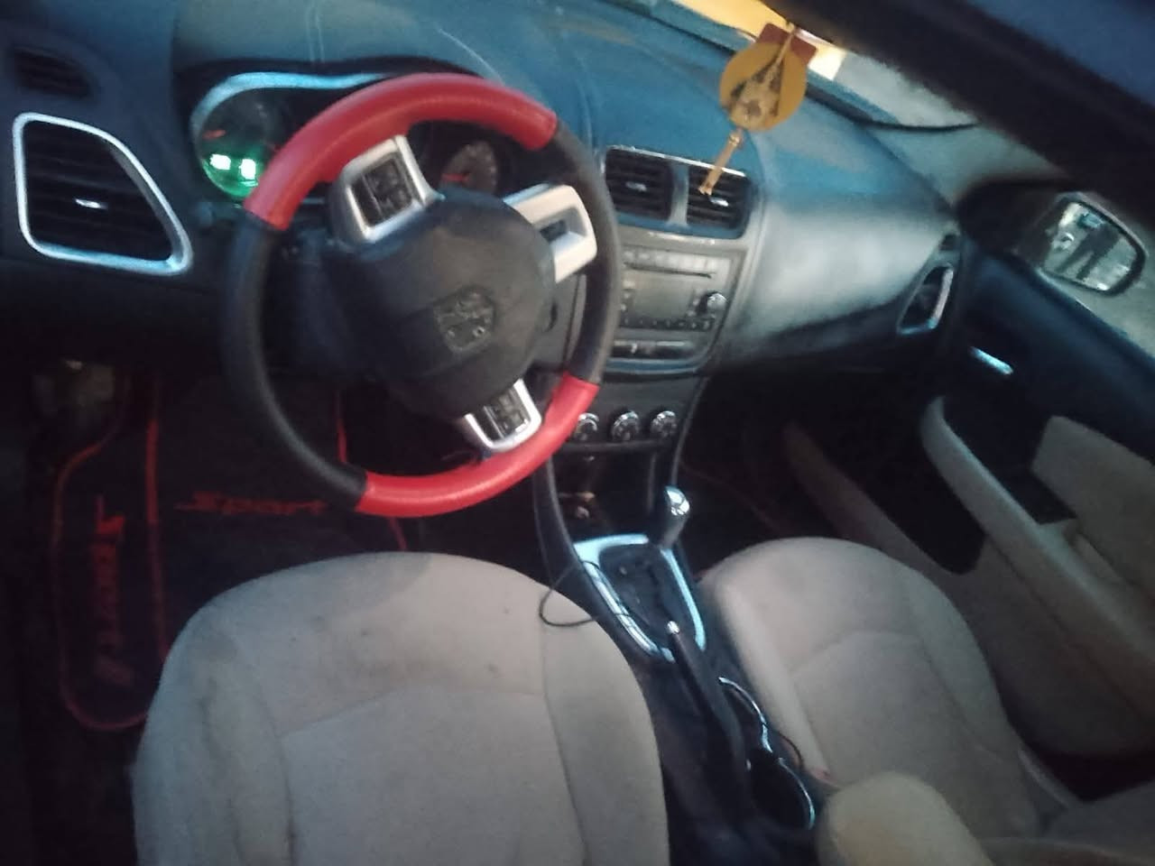 دوج افنجر
الموديل 2012 
مكينه 2400 
كير 6 نمر
رقم بغداد
مكانها كربلاء  
مكينة خير من الله 
الكير خير من الله 
تخم تاير جديد قبل شهر 
بطارية جديدة قبل شهر 
السيارة عليها ادامة 
 تبريد شغال 
السيارة مصبوغة عام 
سعرها 48 ورقة وبيها مجال قليل للشراي
الله شاهد خير من الله السيارة 
***********
