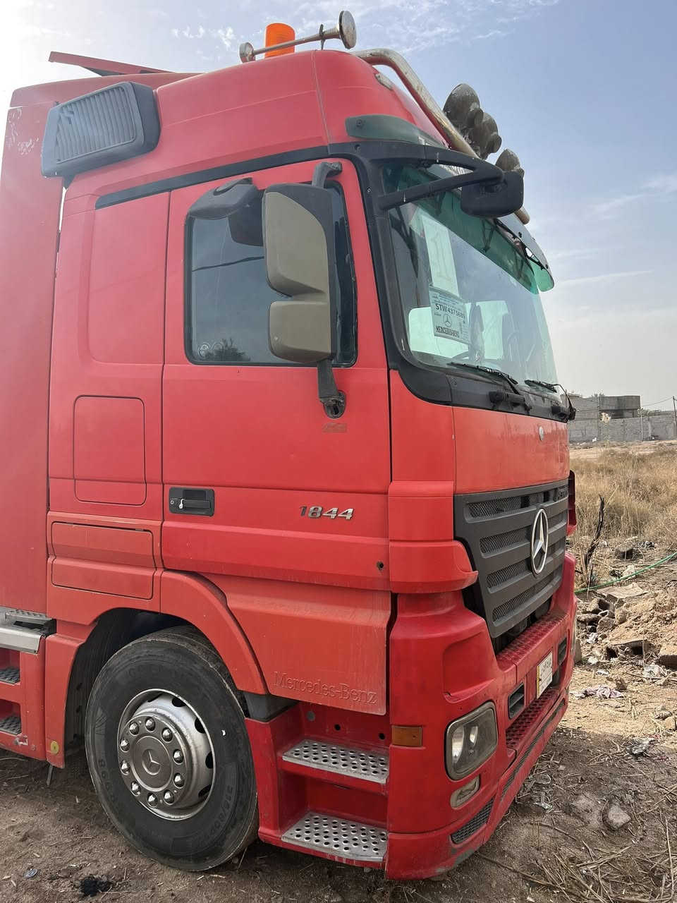 كتروز 2004 مكفوله عام بدون رقم ادوات مكانه البصره السعر 210 الهاتف***********
