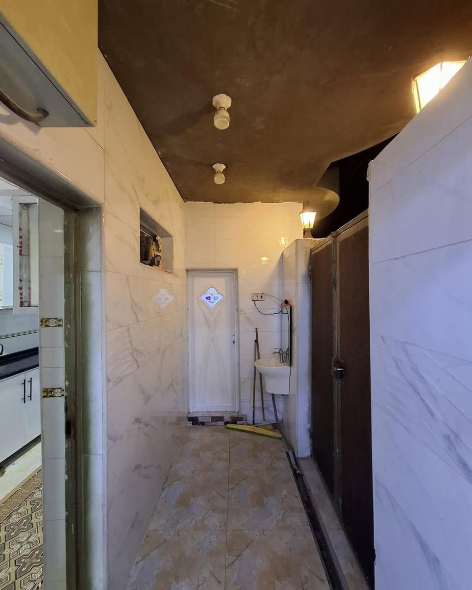 📢 إعلان مميز | بيت  للبيع 📢
🏡 بيت  طابقين للبيع في منطقة السياسين 
📍 الموقع: خلف مدرسه أوروك 
📐 المساحة: 100 متر
✔️ موقع مميز وقريب من جميع الاحتياجات والخدمات
للمزيد من التفاصيل والاستفسار:
🏢 زوروا مكتب دار الكرم
📞 أو الاتصال على الرقم: ***********
