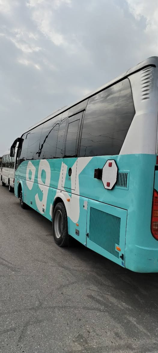 هايكر دخول جديد ٤٠ راكب تخم تاير تبريد شغال جاهزه السعر ٢٧٠ وبيها مجال بصيط لاستفسار تصل *********** مكان السياره بالعمارة
