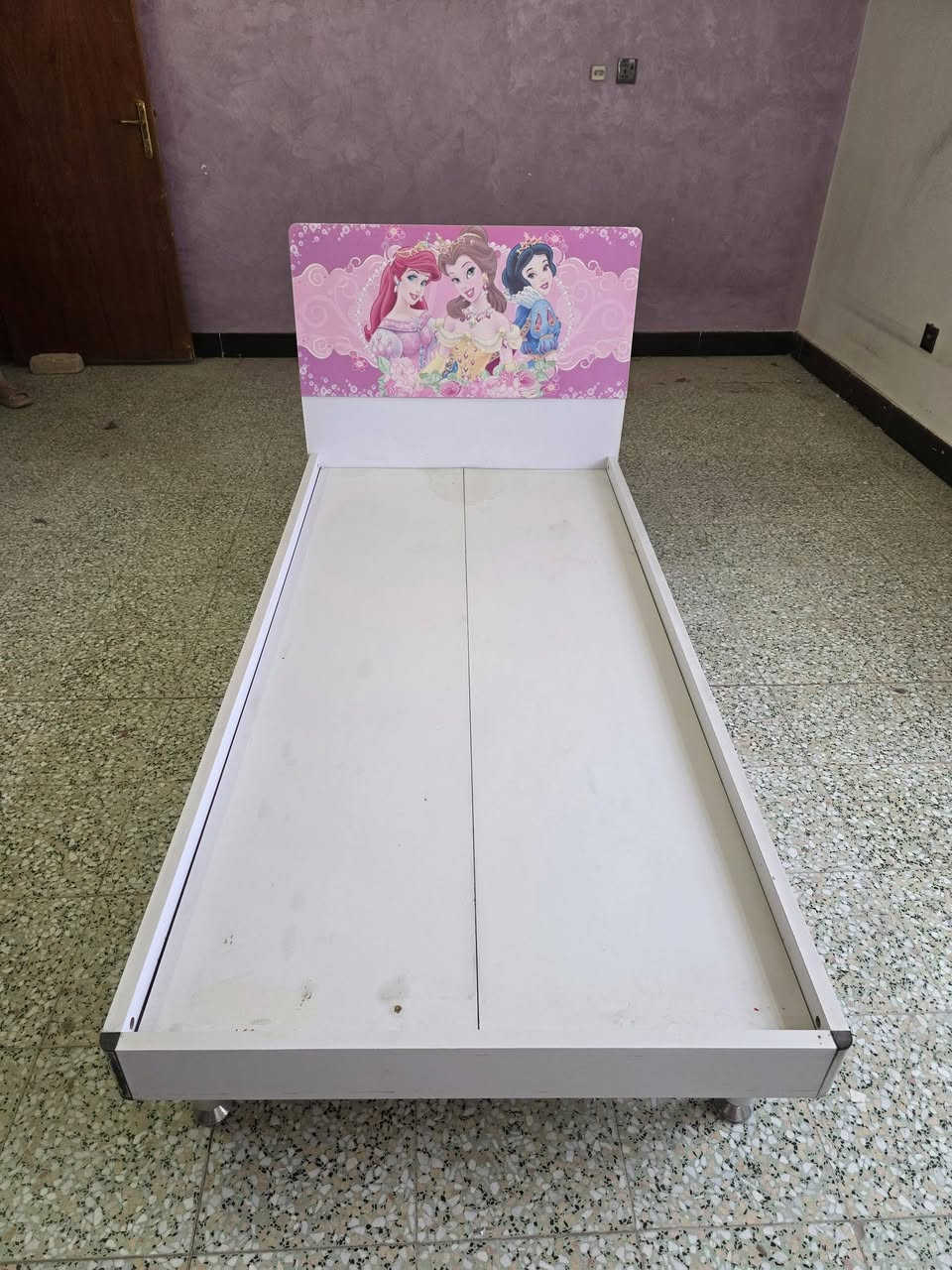 السلام عليكم
لدي جرباية ام النفر للبنوتات الحلوات كلش نظيفة معروضة للبيع وهذه صورتها


**إذا كنت صاحب هذا الإعلان وتريد حذفه لأي سبب، رجاءا أرسل رسالة إلى الدعم الفني**