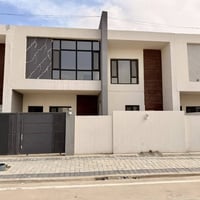 مجمع لؤلؤة النجف • دار للإيجار • ١٥٠م