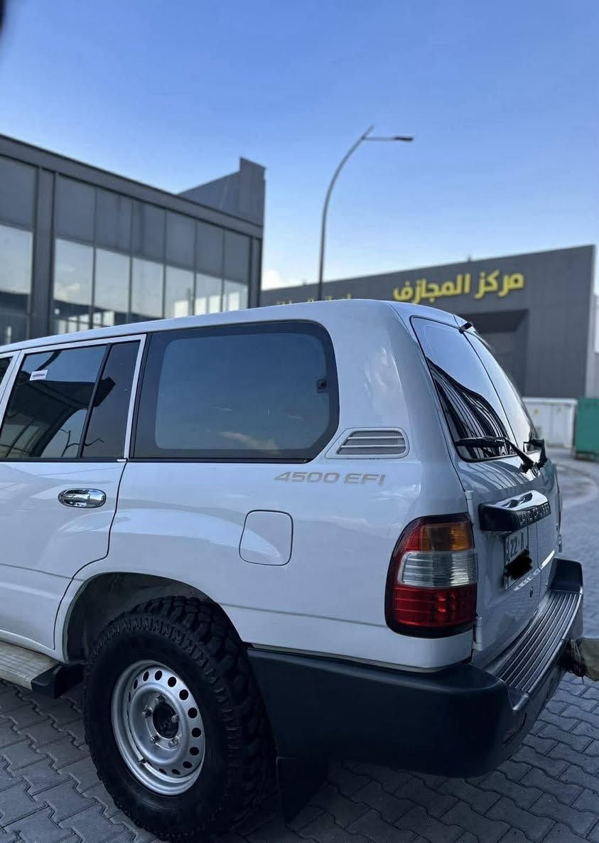 تۆیۆتا لاندكرۆزەر -مۆنیكا
مۆدێل ٢٠٠٣  دوو پارچەی بۆیاخە لەگەڵ كەمێك سارد 
مەكینە و گێڕ و  ئەكسل و دەبڵ ئەكسل و هەموو گیانی بە شەرت تاقمێك تایەی M/M ی بۆ بەستراوە  سەنەوی تا ٢٠٣٠ تازەیە، ئینتەرپوڵ و هەموو شتێكی بۆ كراوە بە شەرتی تەحویل و غەرامە بە ناوی خۆمەوەییە
ژمارەی خاوەنەكەی
 ***********      viber / whats app

ئـەگەر سەیارەکەت دەفرۆشیت نامە بنێرە با بلاوی کەینەوە لۆت
