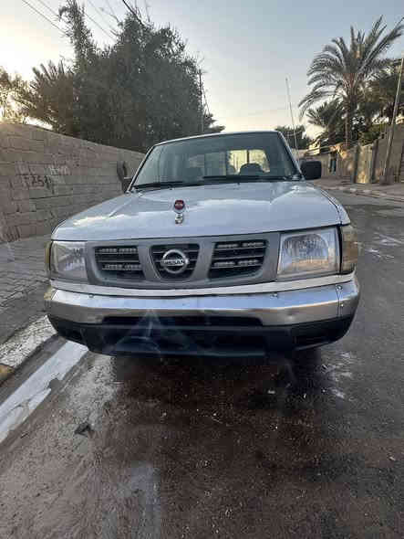 السلام عليكم بيك أب نيسان شبوط مزاد 2003 مكينه ستوه مجفته جديده تخم تاير السياره مصبوغه جماليه شاصي مكفول السعر 45 وبيه مجال قليل للاستفسار اتصل ***********
