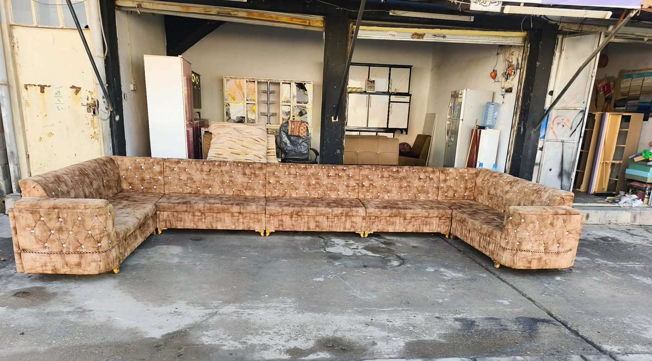 سلام عليكم جبتلكم ديوان واحد علا واحد  10 أمتار   مفول مفول    السعر 250 بي مجال  الله يديمك يارخص
أكرر هاذا ديوان 10 أمتار    مكاني أسرئ مفقودين ***********
