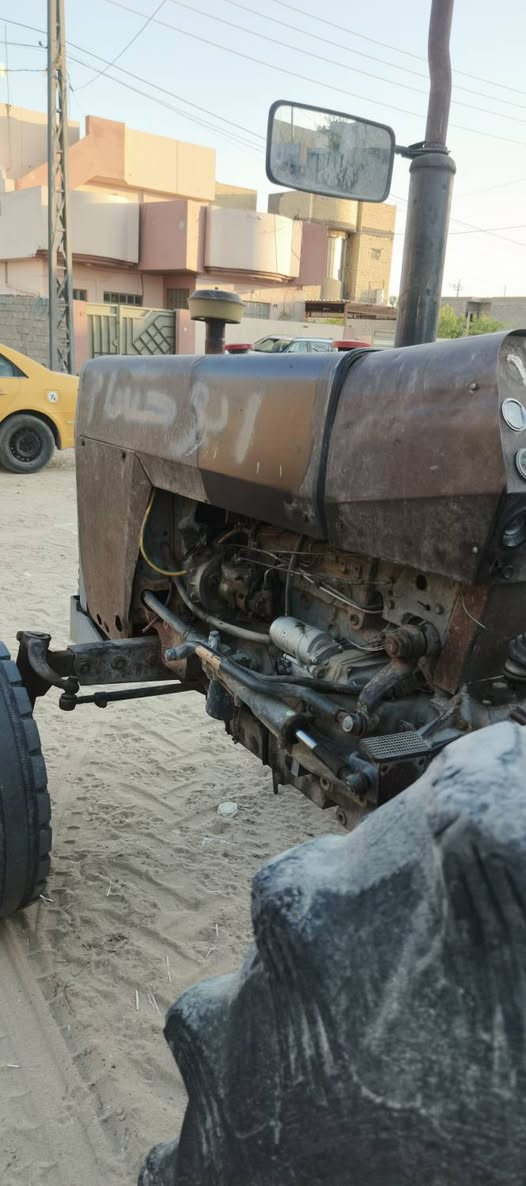 السلام 
فوركسن للبيع موديل 75 كامل من كلشي رقم سنويه باسمي السعر خاص***********
