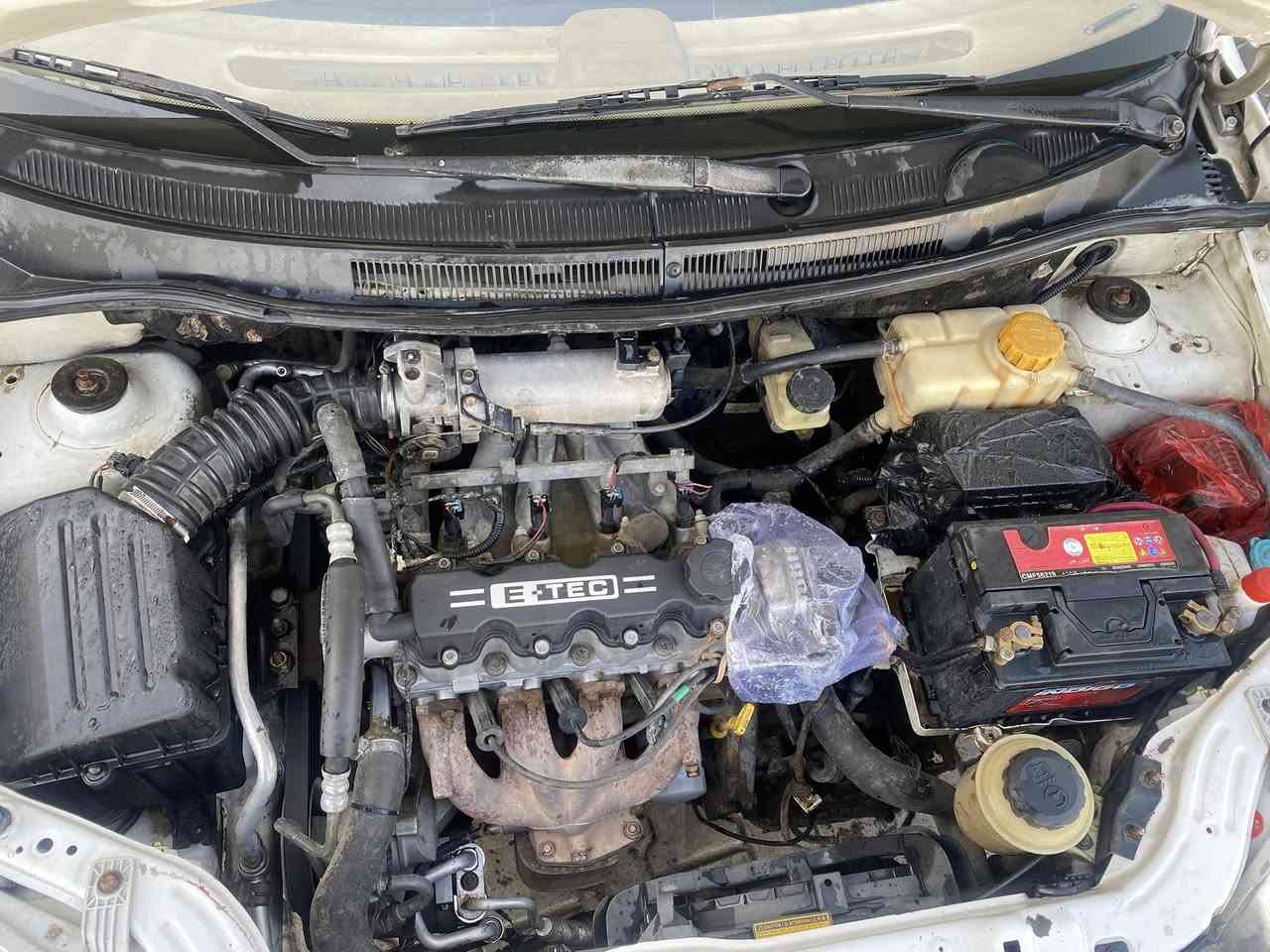 السلام عليكم موديل ٢٠١٠ بسمي مكفوله من الضربه بس باردات بيها السعر ٧٠ وبيها مجال  رقم ***********
