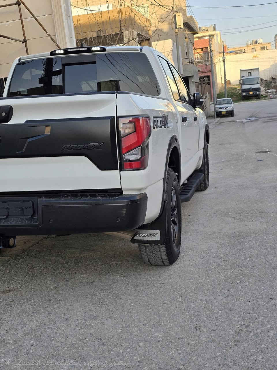 للبيع نيسان تيتان موديل 2023 سياره كلين مكفوله من كلشي رقم اربيل دولي تحويل ثاني يوم سياره فول مواصفات
محرك 8سلندر
كير تعليك 
بنورامة 
اوتو ستوب 
كشنات خزن 
كشنات تدفئه وتبريد 
كامرات 360 شاشه كبيره 
تحكمات شاشه اعطال رادرات فول مواصفات السياره 
4ويل دفع رباعي وبيهة هواي مواصفات سعره 310 وبيهة مجال مكان السياره سليمانيه اشراي يتصل ***********
