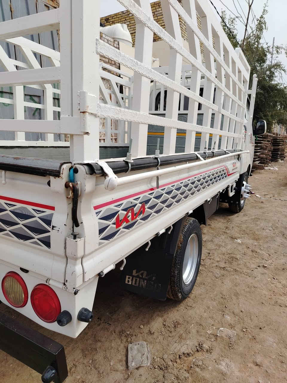 السلام عليكم
كيه حمل للبيع سياره مكفوله
جاهزه من كلشي تخم تاير مديل ٢٠٢٢
السعر ١٧٥ وبيه مجال حك جيه
***********
