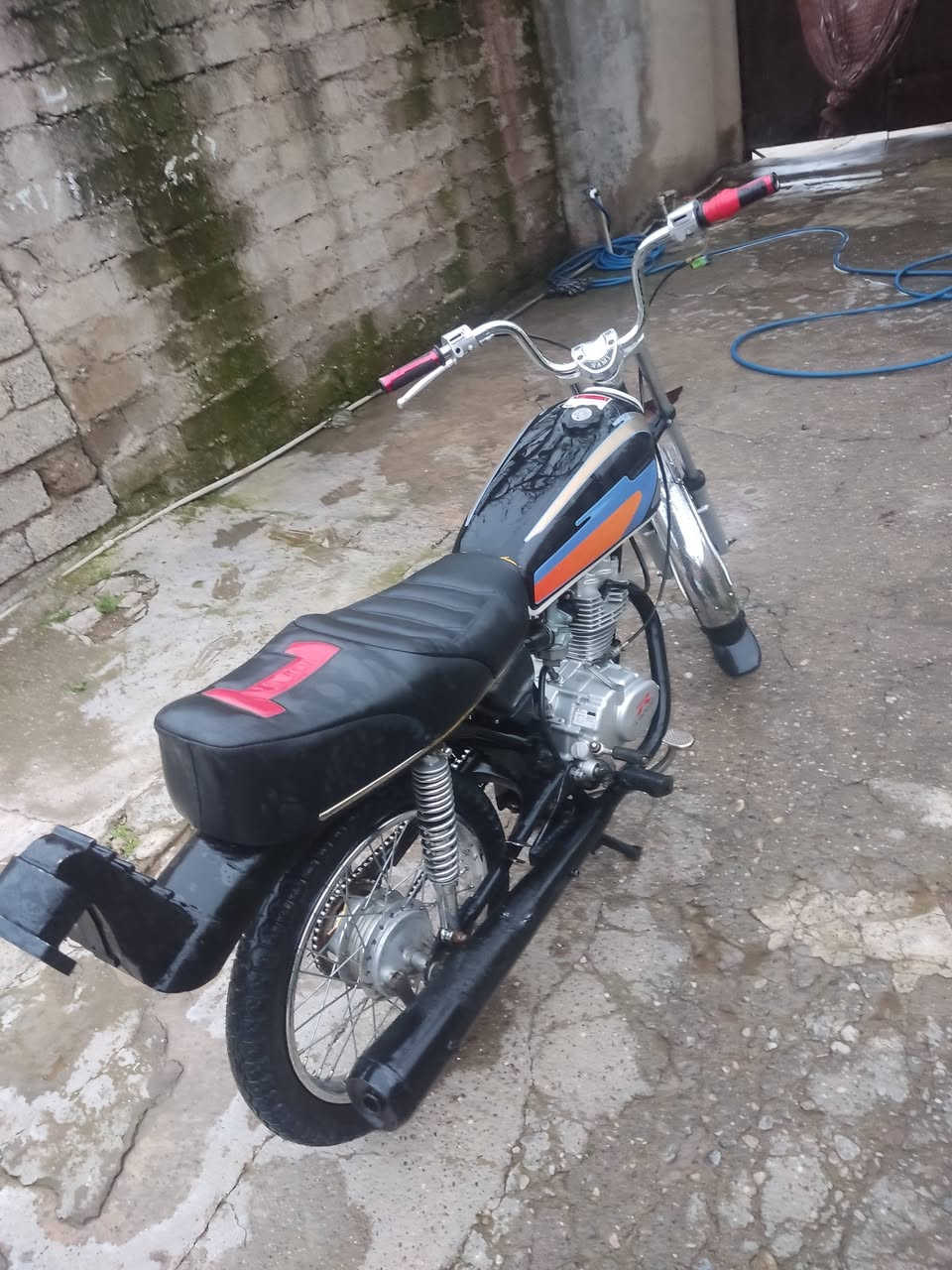 السلام عليكم رابيدو 24 مامفتوحه شرط شاصي نامه شلامجه مراوس فقط للمراوس فقط فقط ويا حربي او كامل مو مشكله خاص مفتوح


**إذا كنت صاحب هذا الإعلان وتريد حذفه لأي سبب، رجاءا أرسل رسالة إلى الدعم الفني**