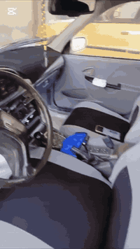 برنس موديل 93 كير عادي رقم بغداد انجليزي ماكينه نظيفه كير نظيف دواخل حلوه كهربائيات كلها شغاله ارضيه جلد كشنات مخمل مغلفات هاتف***********
