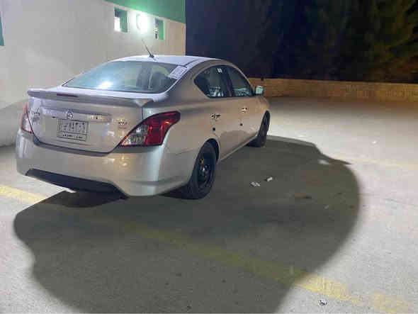 السلام عليكم 
نيسان فيرسا SV موديل 2019
رقم نينوى ، سنوية 2027 
قطعتين صبغ ، كير و مكينة و تبريد شرط
بيع او مراوس حسب القناعة 
السعر 102 
شرط التحويل
*********** موصل
