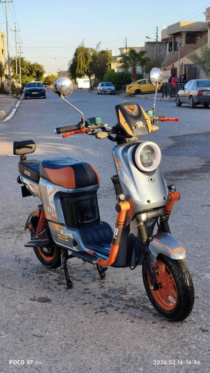 دراجة شحن موديل 2025
تشغيل عنبعد 
كهربايةات كاملة 
دراجة فول 
بطاريات شرط 
دراجة ما بيهة اي عيب 
سعر 380وبيهة مجال


**إذا كنت صاحب هذا الإعلان وتريد حذفه لأي سبب، رجاءا أرسل رسالة إلى الدعم الفني**