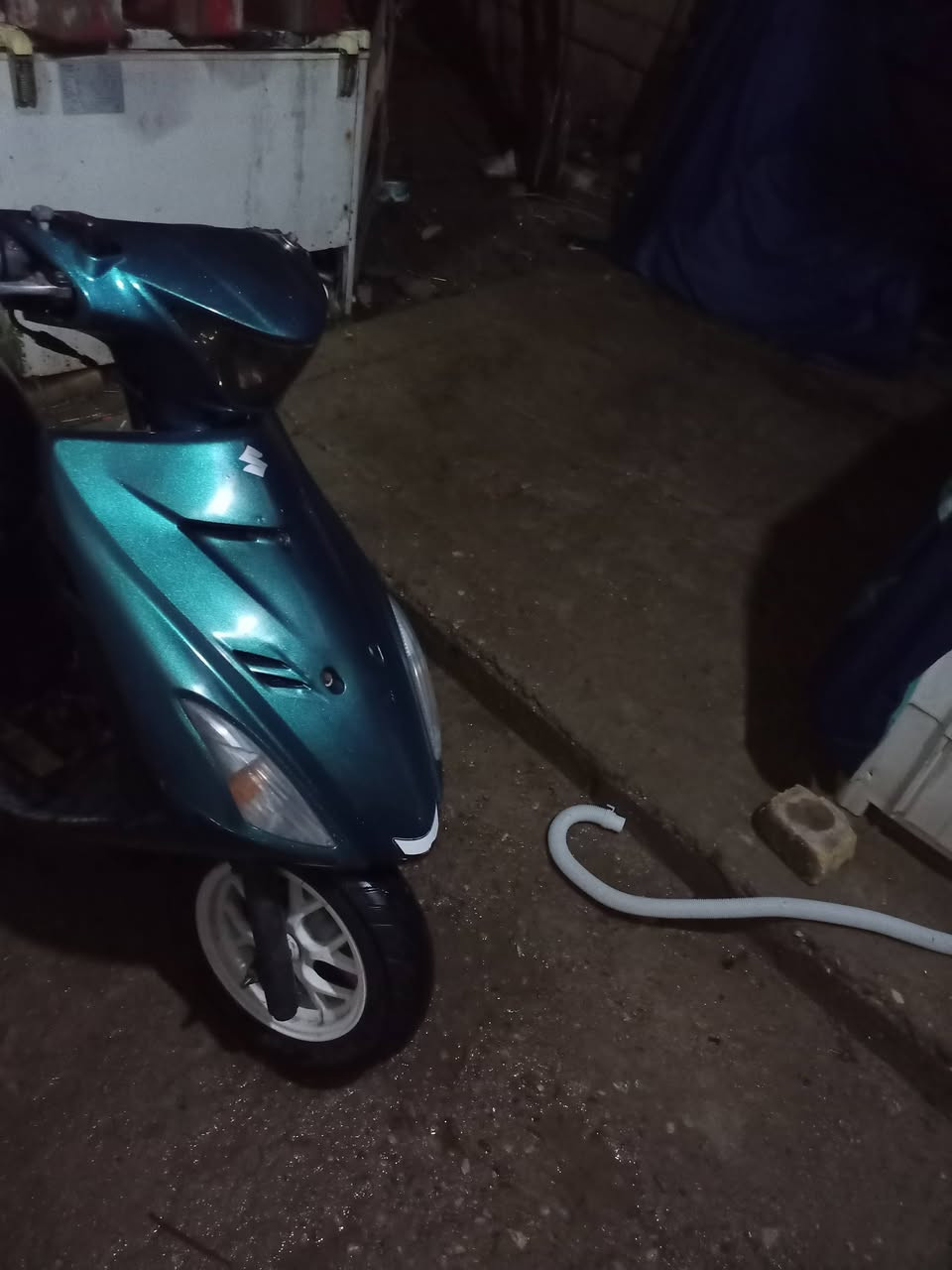 دراجه للبيع ادرس حديث نازل السعر 450 وبيها مجال قليل مكاني كوت


**إذا كنت صاحب هذا الإعلان وتريد حذفه لأي سبب، رجاءا أرسل رسالة إلى الدعم الفني**