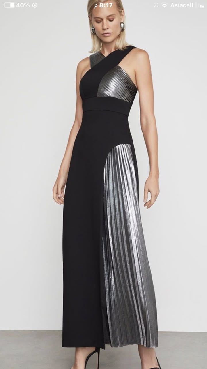 مرحبا بنات عندي ذني الفساتين مستعملة مرة وحدة كلها تصميم خاص وسعرهن مناسب وموجود صور حقيقية قياس 38-40 للبيع او مراوس بفساتين حلوات مثل الكاتبه عليهن مطلوب


**إذا كنت صاحب هذا الإعلان وتريد حذفه لأي سبب، رجاءا أرسل رسالة إلى الدعم الفني**